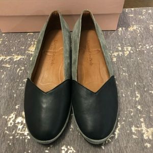 NIB L'Amour Des Pieds Bracey Leather Wedges